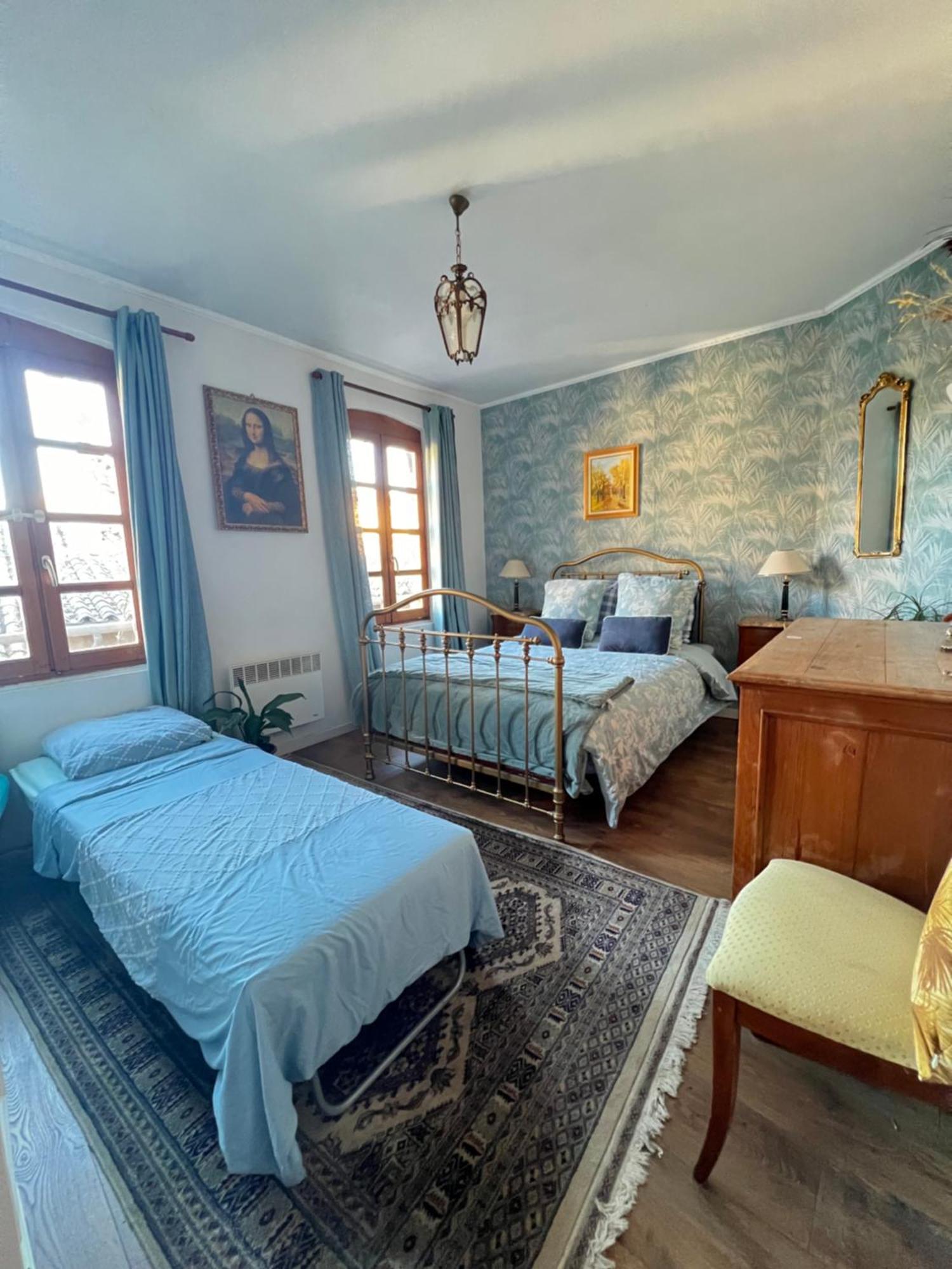 Apartamento RÉNOVÉ, vue SUR Palais des Papes, terrasse et WIFI TROISIEME ETAGE Aviñón Exterior foto